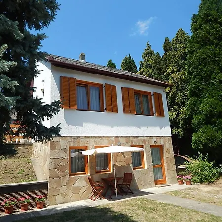 Akacfa Apartmanhaz * Zalakaros